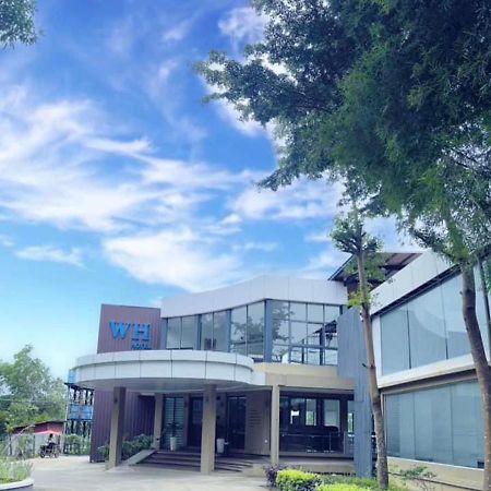 Wh Hotel & Service Apartment Thanlyin Dış mekan fotoğraf