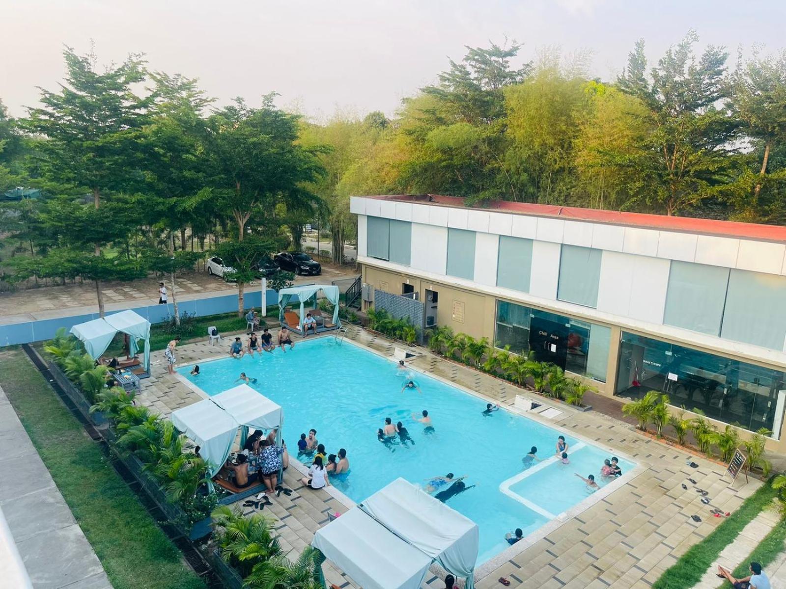 Wh Hotel & Service Apartment Thanlyin Dış mekan fotoğraf