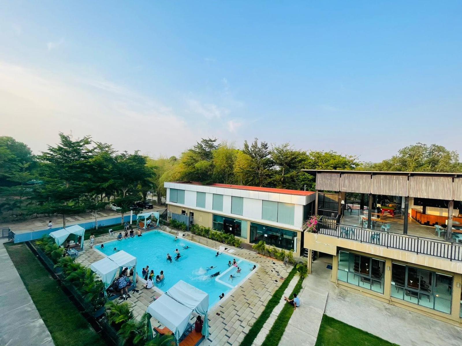Wh Hotel & Service Apartment Thanlyin Dış mekan fotoğraf