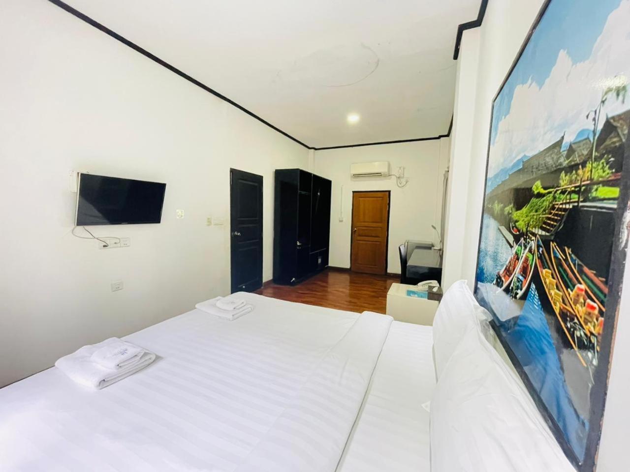 Wh Hotel & Service Apartment Thanlyin Dış mekan fotoğraf