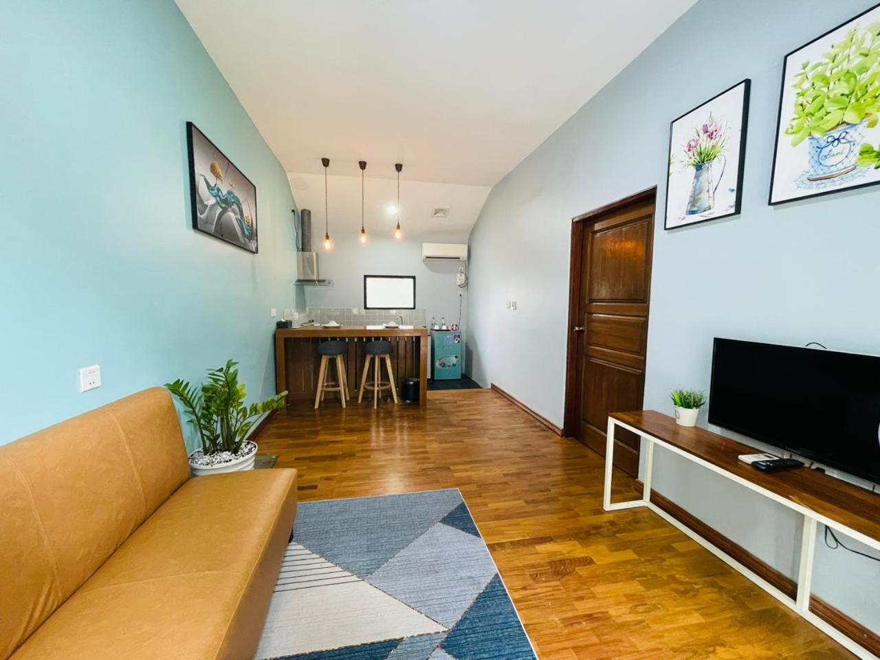 Wh Hotel & Service Apartment Thanlyin Dış mekan fotoğraf