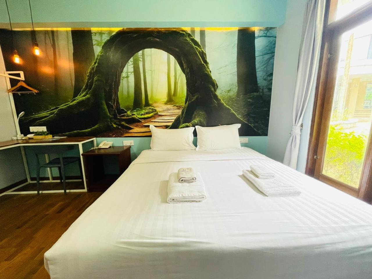 Wh Hotel & Service Apartment Thanlyin Dış mekan fotoğraf