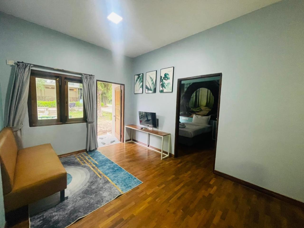 Wh Hotel & Service Apartment Thanlyin Dış mekan fotoğraf