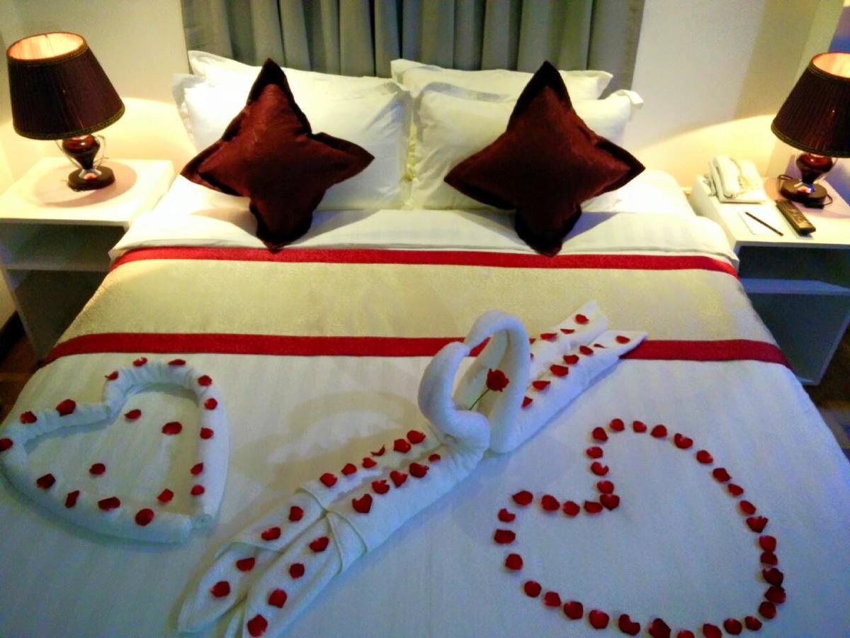 Wh Hotel & Service Apartment Thanlyin Dış mekan fotoğraf